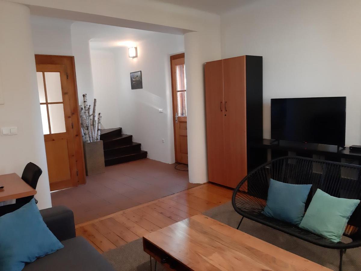 Triglav Apartment House Kranj Exterior foto